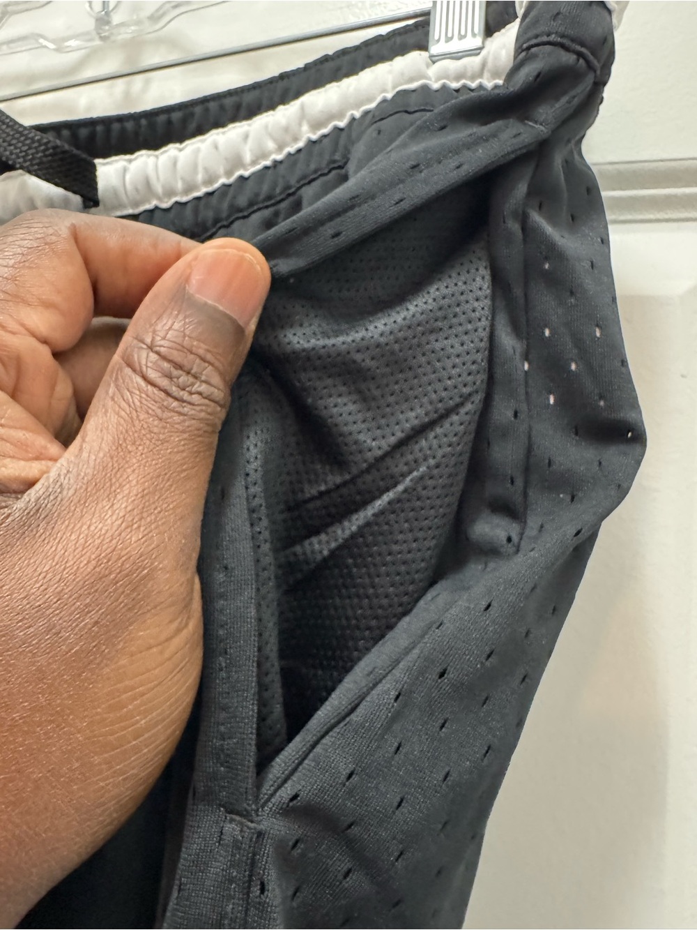 Jordan Dri-FIT Sport Mesh Diamond Shorts - Picture 5 of 10
